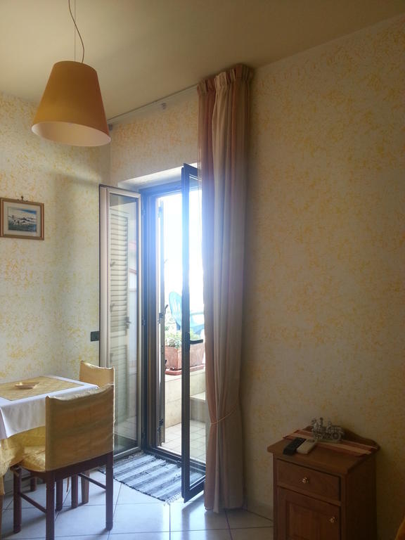 Hotel Mistef Falerna Bilik gambar